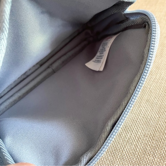 NWOT Cath Kidston Wristlet - Picture 6 of 6